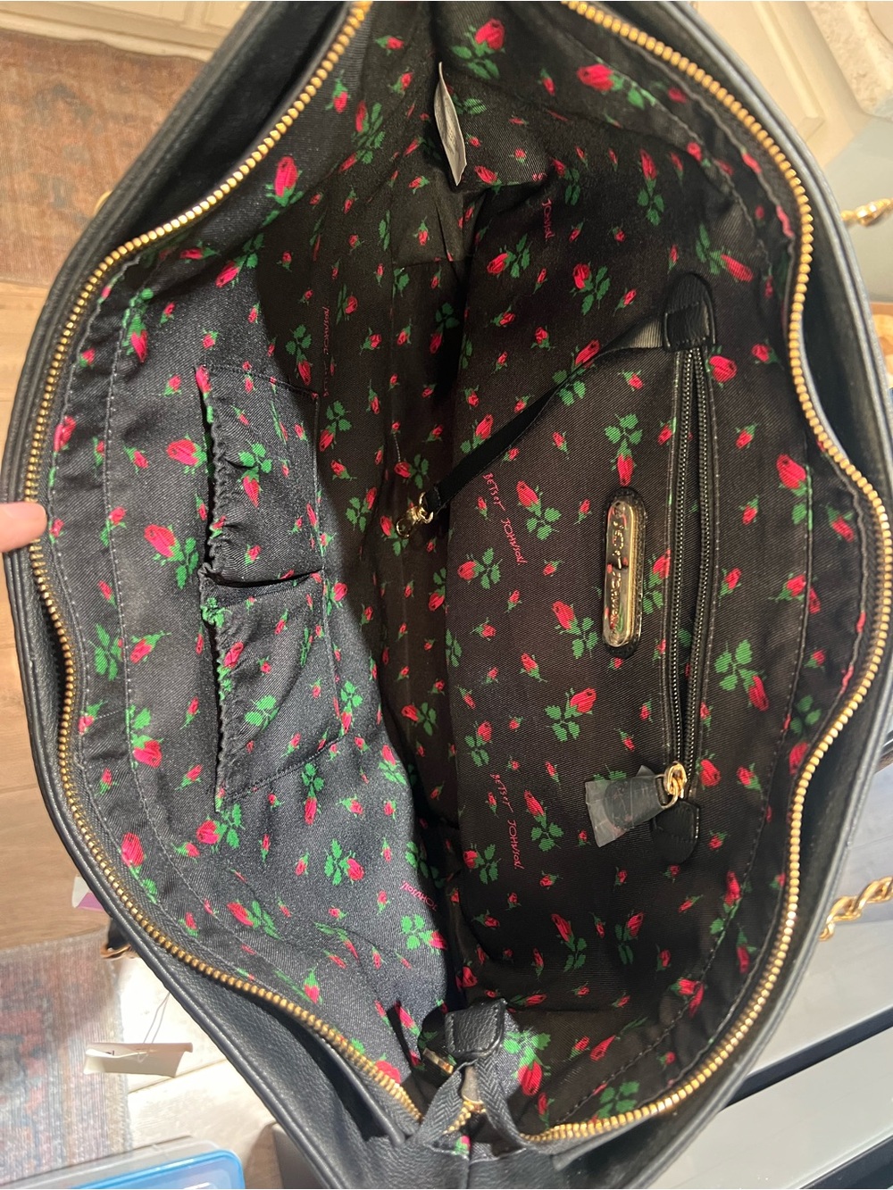 📞 NWT Betsey Johnson Telephone Pocket Tote Bag Novelty Black Gold ☎️ - Picture 3 of 4